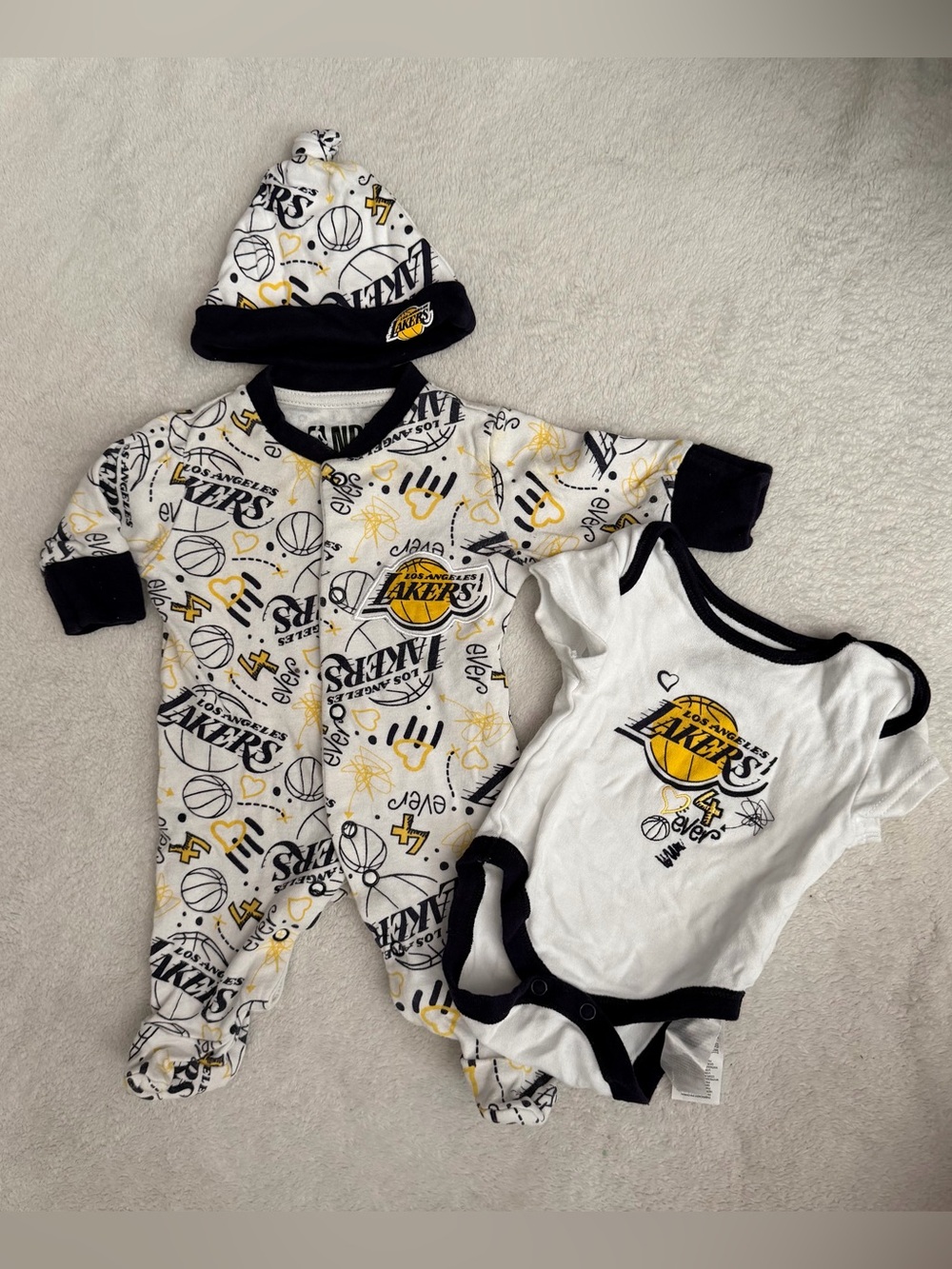 Primark Los Angeles Lakers White and Black Baby One-Piece Set